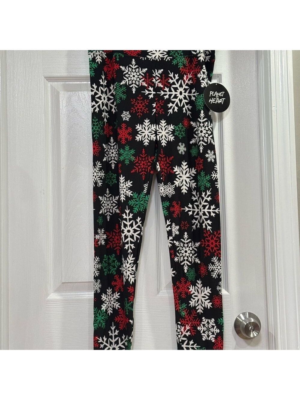 Black and Red Festive Leggings with Snowflake Pattern